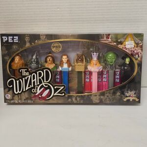 NIB Wizard of Oz Pez Limited Edition Set of 8, Retired 2009 Candy Dispensers